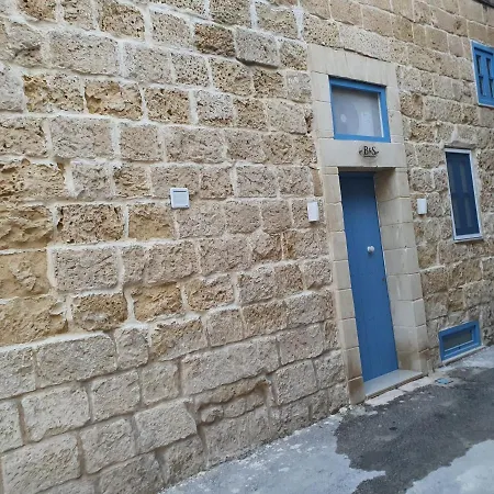 B&S Accommodation Renovated 18 Century House Of Character In Ghaxaq Exterior photo