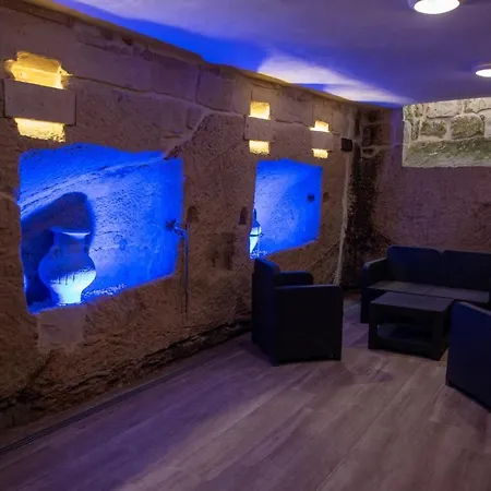 B&S Accommodation Renovated 18 Century House Of Character In Ghaxaq Exterior photo
