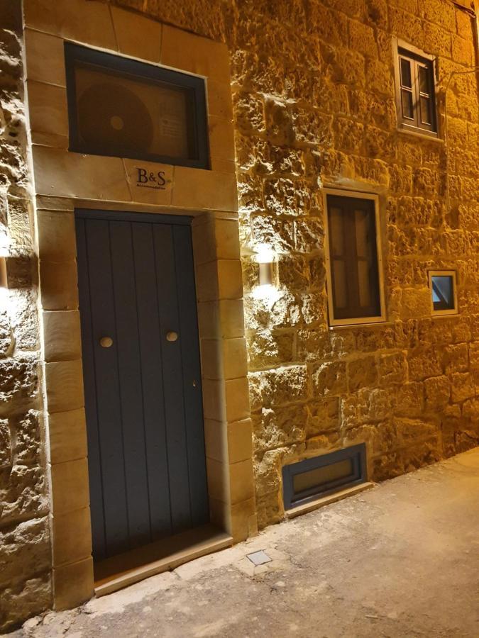 Holiday home B&s Renovated 18 Century House Of Character In *