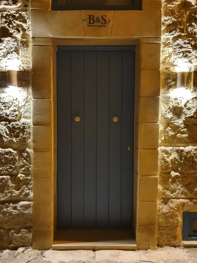 Holiday home B&s Renovated 18 Century House Of Character In *